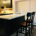 5Th Floor 1 Bedroom Condo With Parking